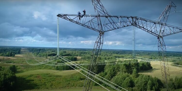 Моніторинг внесення змін до істотних умов договору постачання електричної енергії