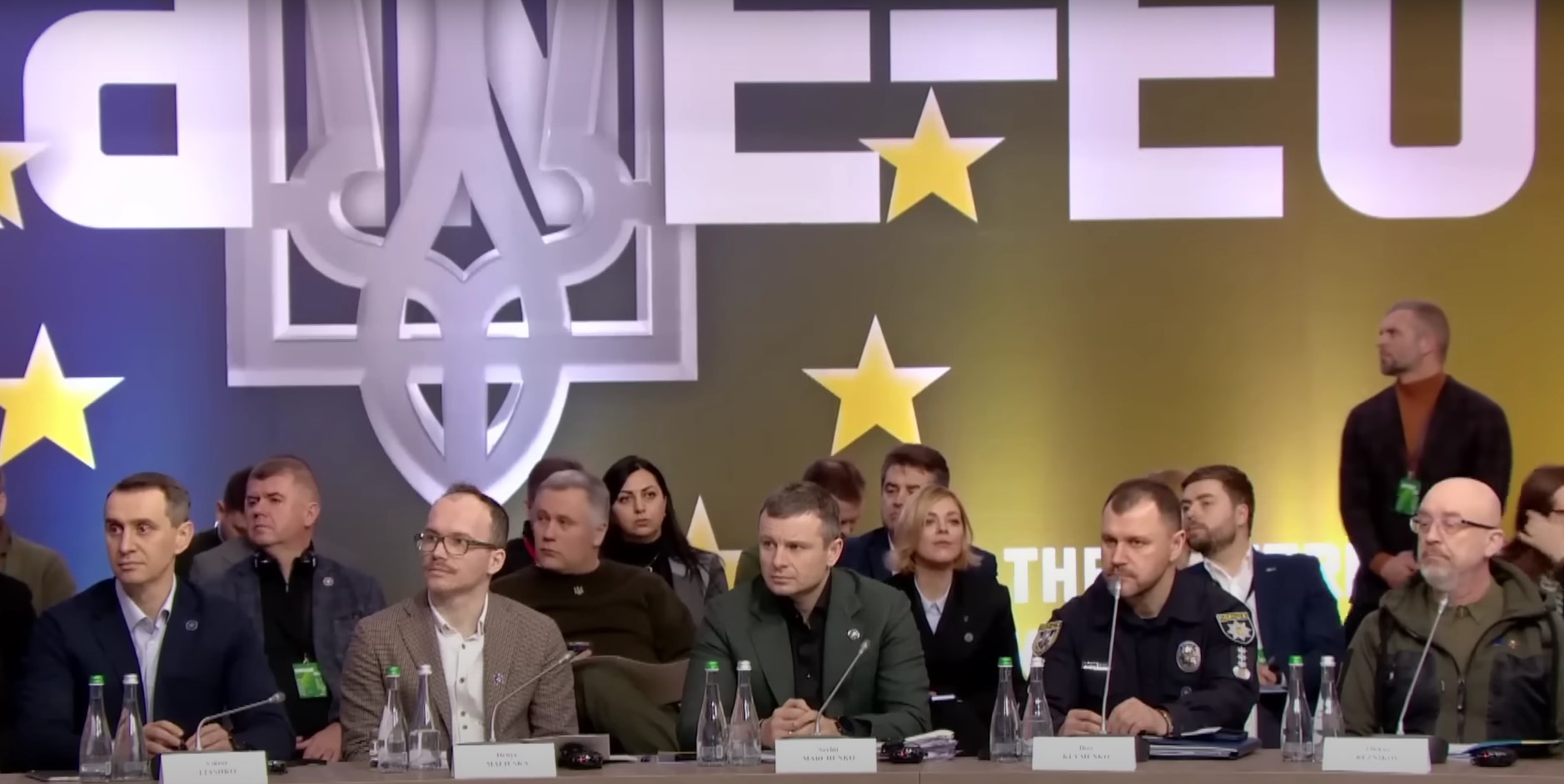 Лютневі зміни до особливостей здійснення публічних закупівель в період дії воєнного стану